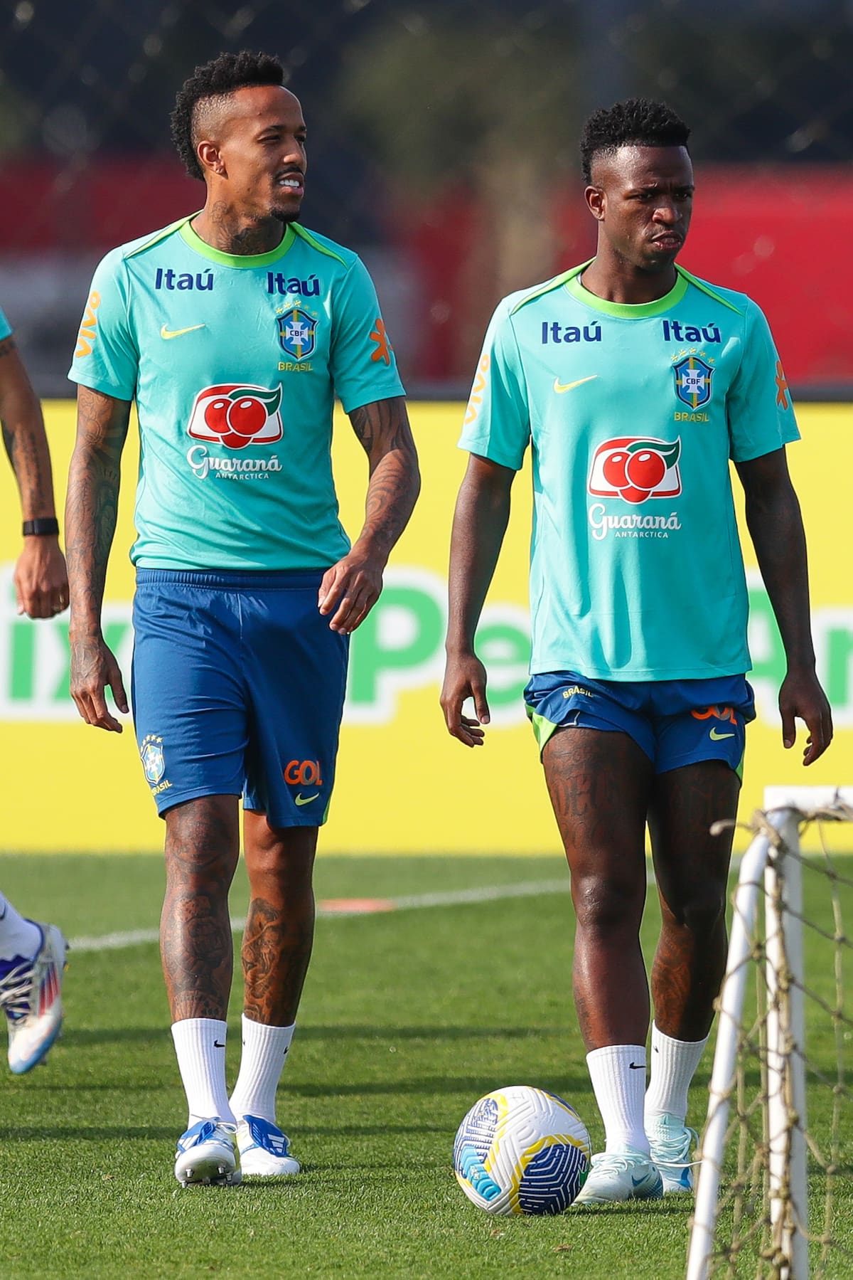 Éder Militão y Vinícius Junior, bajas de la selección brasileña. // EFE