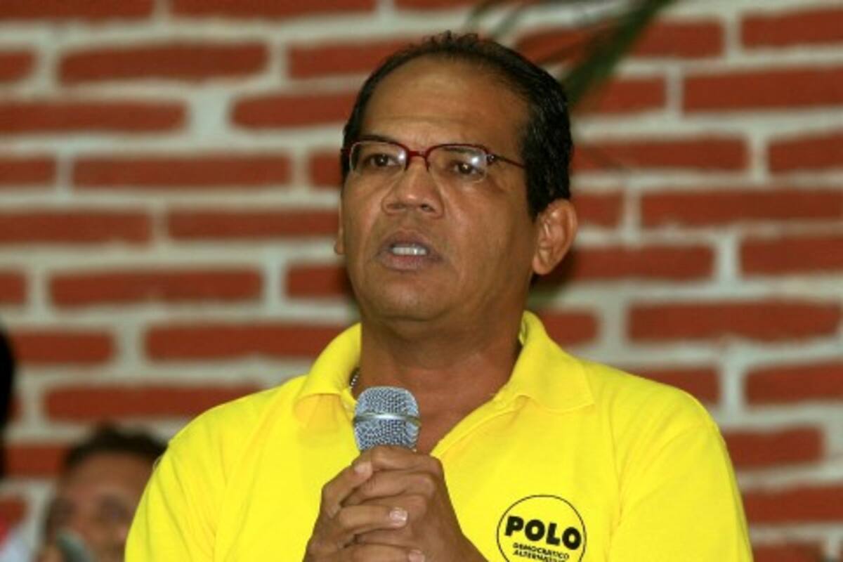 Periodista Edison Lucio Torres entrará a la consulta “Frente Por La Vida”