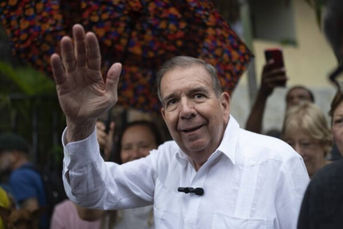 Edmundo González confesó haber recibido amenazas antes de abandonar Venezuela