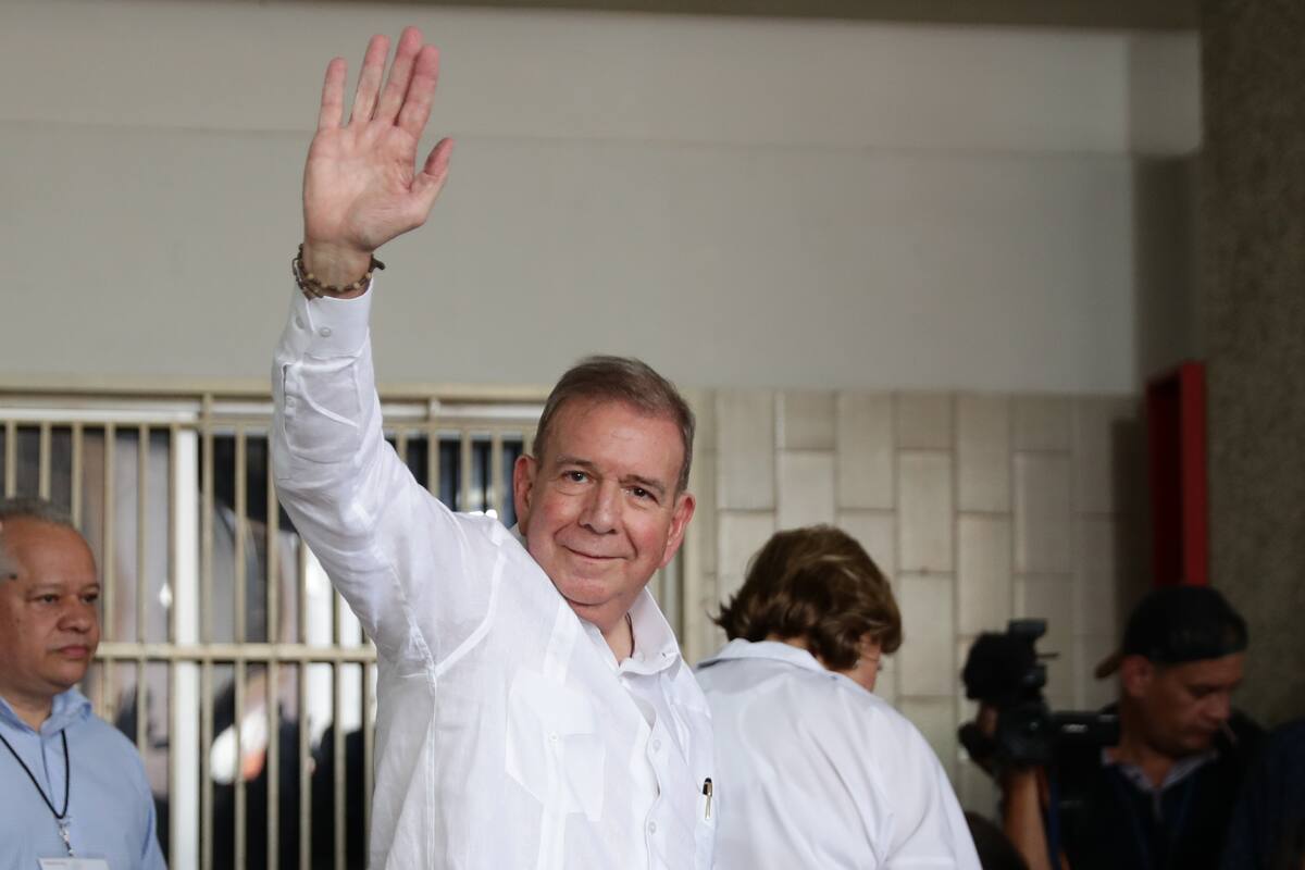 ¿Qué dijo España sobre el exilio de Edmundo González?