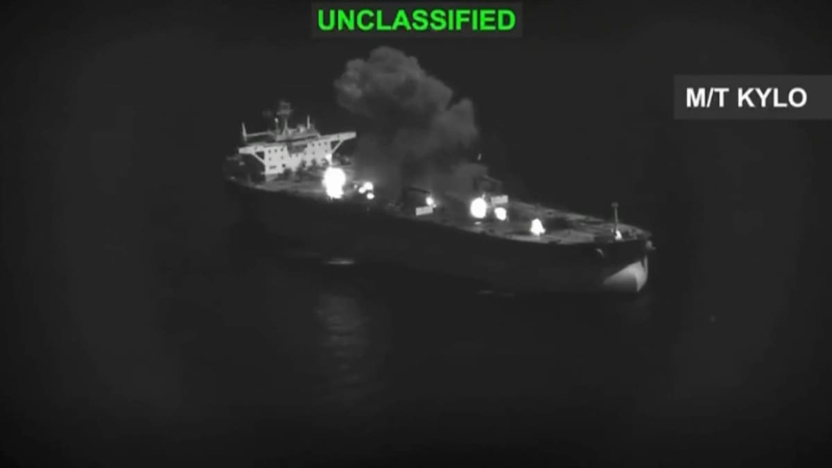 EE.UU. ataca tres petroleros iraníes tras un ataque contra buques de guerra estadounidenses. // Foto: EFE/ Centcom ***SOLO USO EDITORIAL/SOLO DISPONIBLE PARA ILUSTRAR LA NOTICIA QUE ACOMPAÑA (CRÉDITO OBLIGATORIO)***