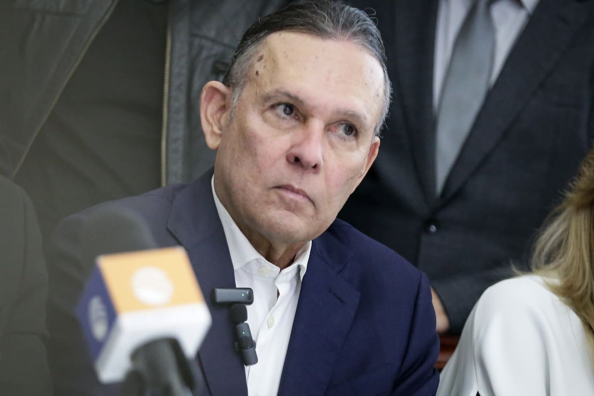 Efraín Cepeda enfrenta investigación por votación de la consulta popular