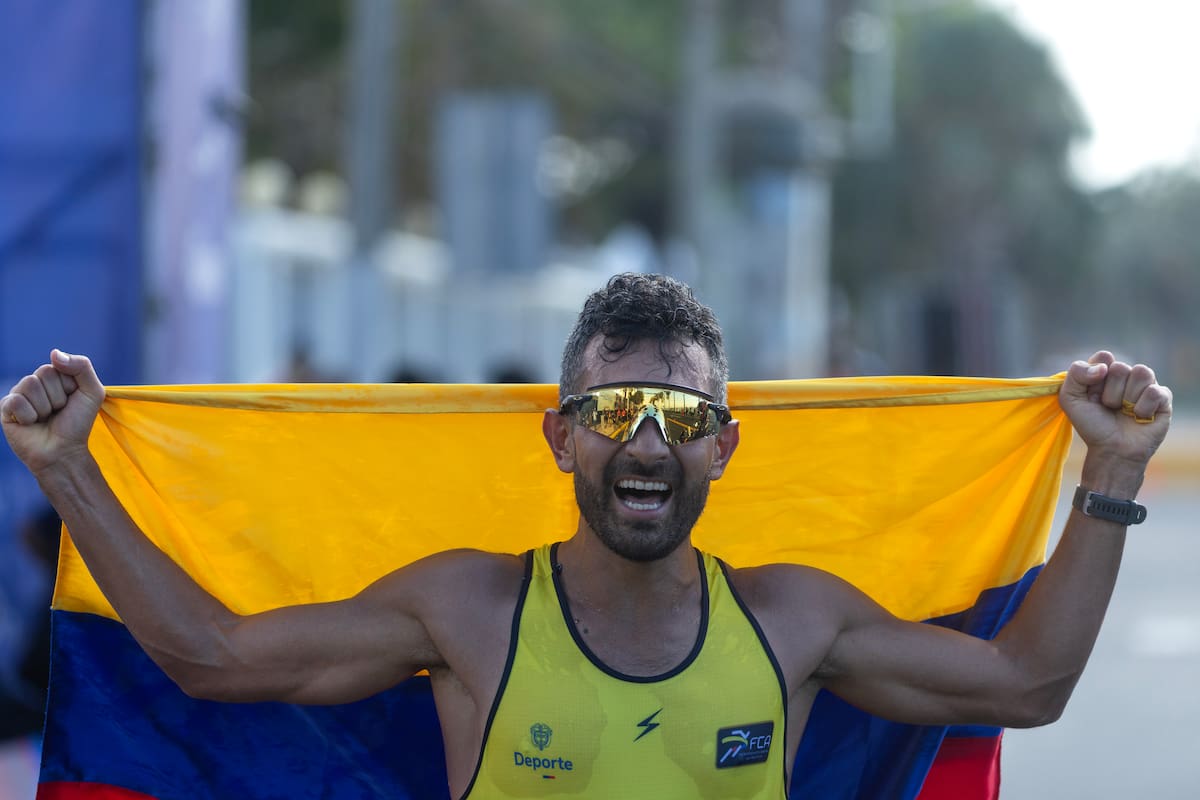 Eider Arévalo reacciona tras ganar medalla de plata en la prueba de media maratón marcha en los XXV Juegos Centroamericanos y del Caribe Santo Domingo 2026. //Foto, EFE: Orlando Barría