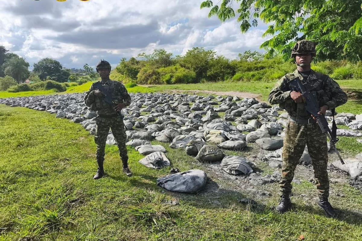 Ejército incauta insumos que iban a ser usados para minería ilegal en Bolívar
