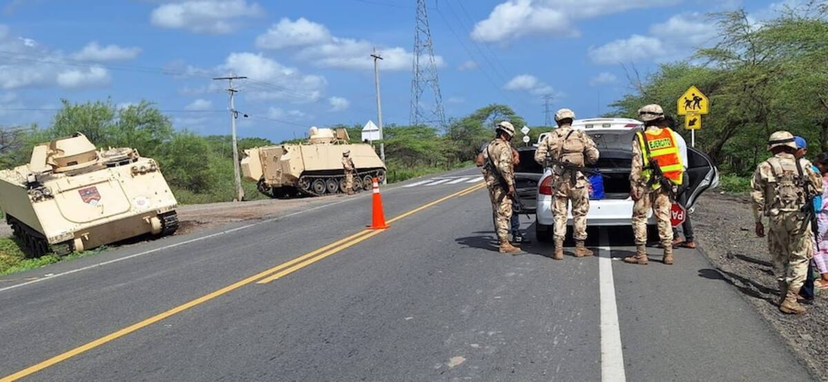El Ejército Nacional está vigilando las diferentes vías del Caribe de Colombia, durante este puente festivo.