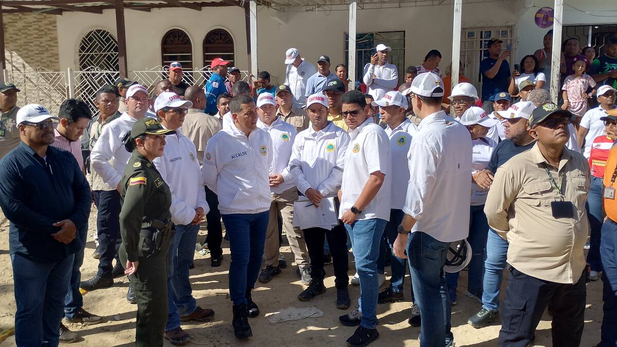El alcalde Dumek Turbay aseguró que su equipo de trabajo ha estado al frente de la emergencia.//Foto: Luis Herrán- El Universal