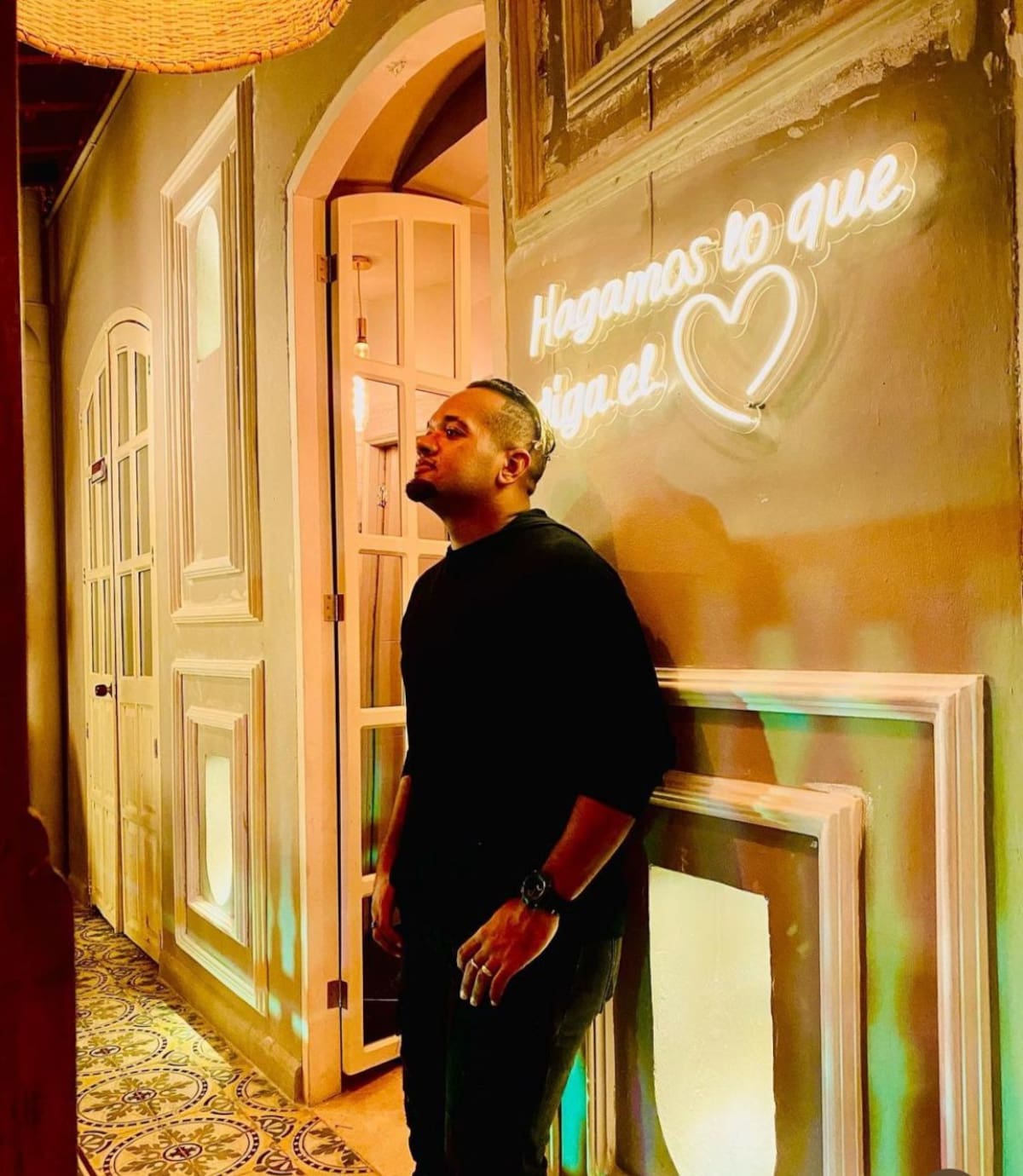 El artista de champeta en el estreno de su nueva canción Didier Bass. // Foto: Cortesía.