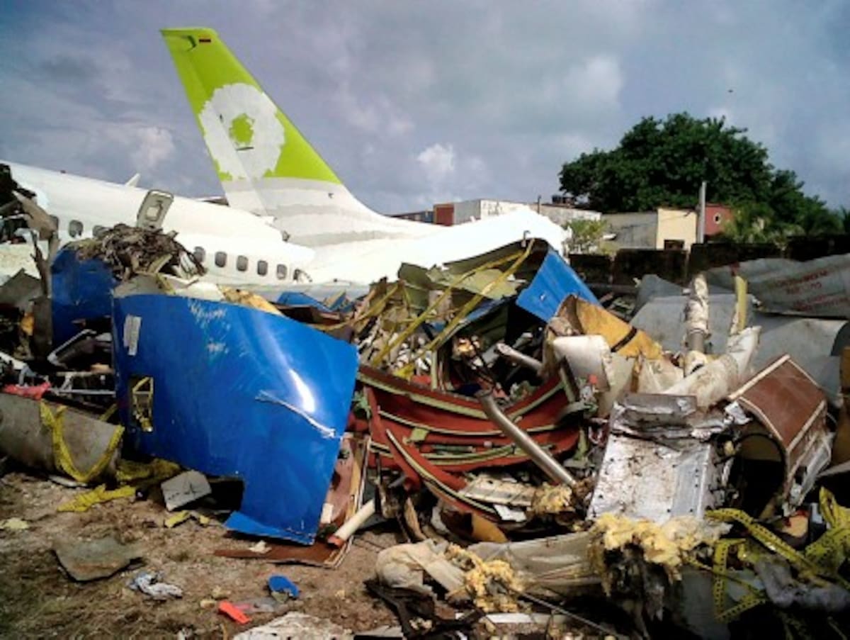 En total, 87 pasajeros que iban en este vuelo fueron trasladados a Bogotá, y de los 47 restantes sólo dos fueron trasladados en aviones ambulancia, informó la Aeronáutica Civil.