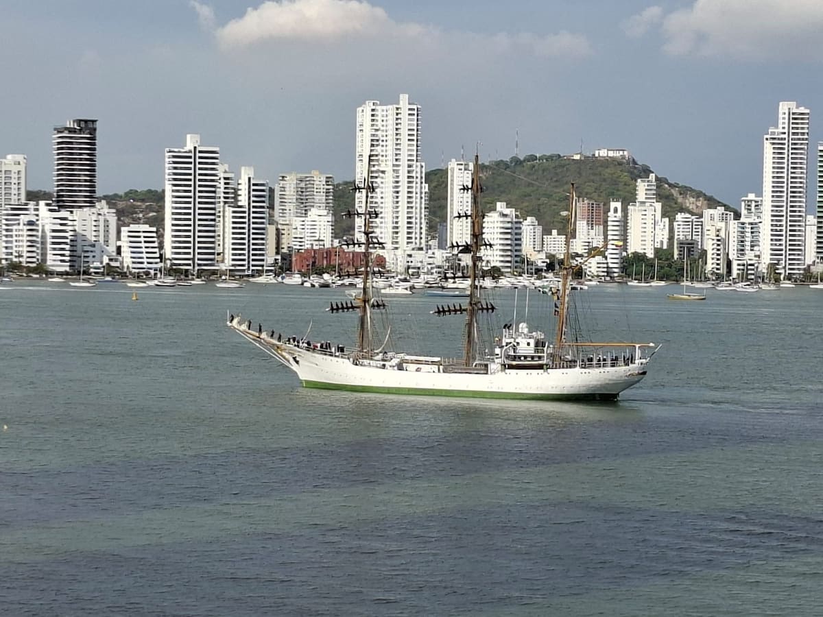 El buque escuela ARC Gloria inicia travesía internacional 2026 desde Cartagena. // cortesía