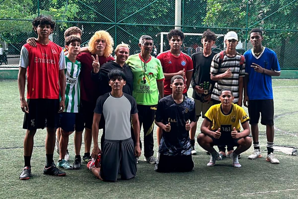 Del callejón a la cancha: un equipo de fútbol que transforma vidas