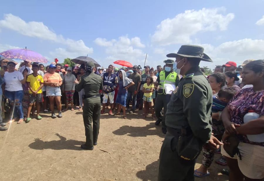 Desalojan a invasores de la margen izquierda de Montería