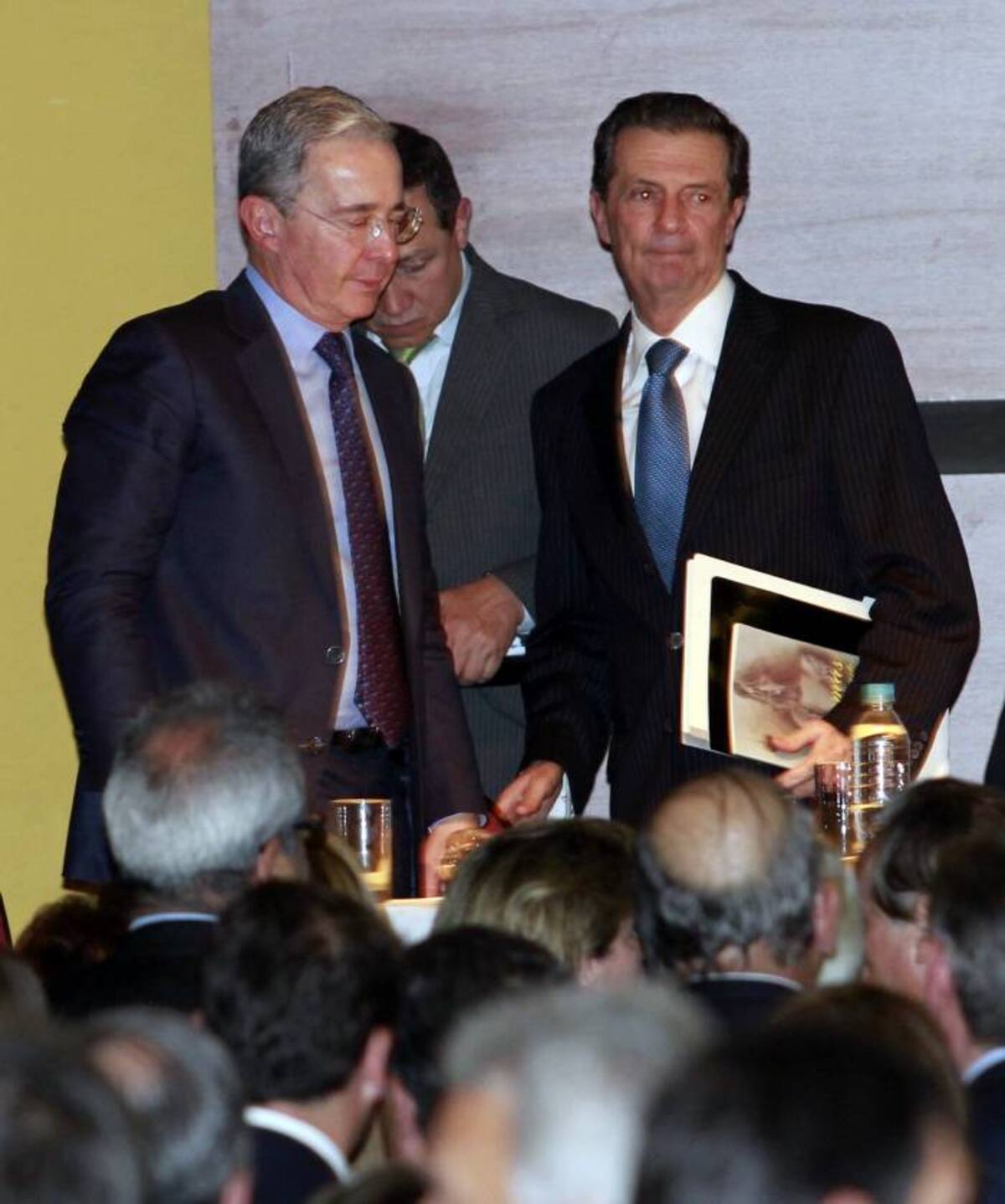 Alvaro Uribe y el exministro Fernando Londoño