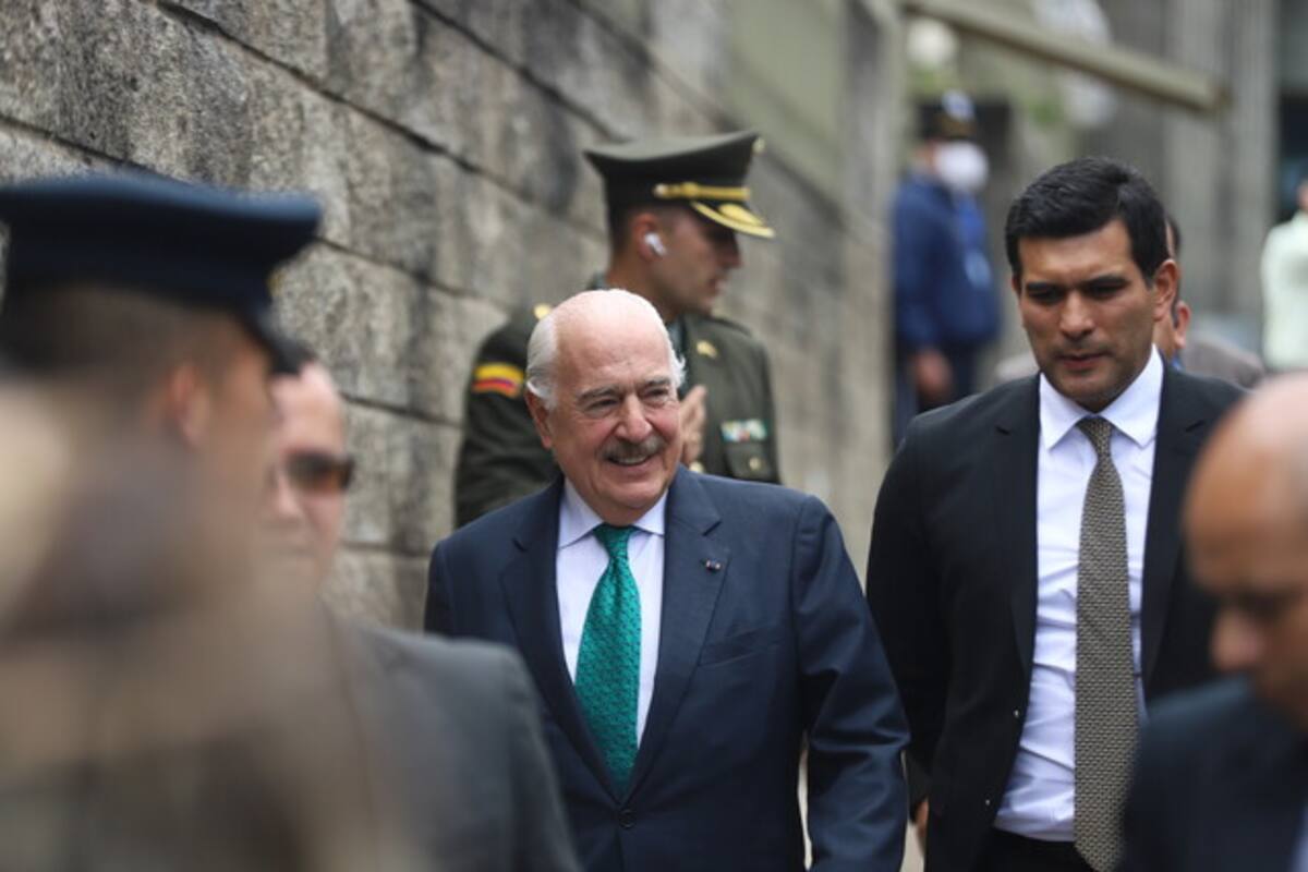 Andrés Pastrana se va en contra de Efraín Cepeda