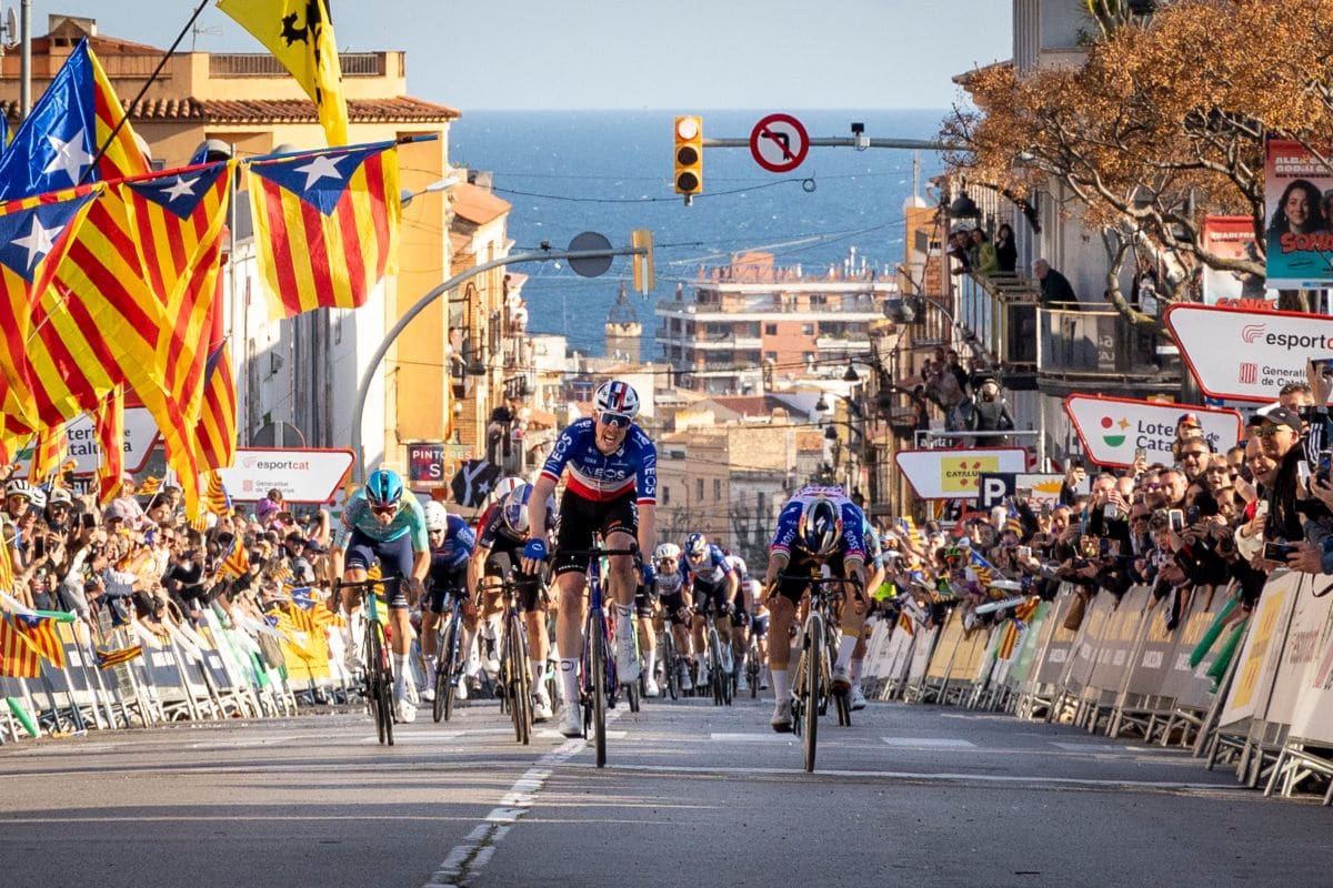 Dorian Godon gana la etapa 1 de la Volta a Catalunya 2026 tras un final vibrante