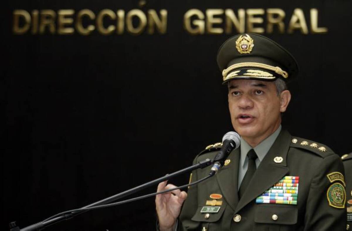 Con una amplia trayectoria de 33 años como policía, José Roberto León Riaño asume una nueva etapa en su carrera profesional como director de la Policía Nacional. Colprensa