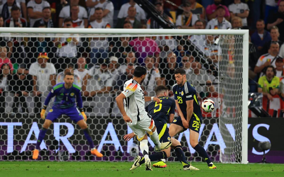 Emre Can (C) de Alemania anota la ventaja de 5-1 durante el partido del grupo A de la UEFA EURO 2024 entre Alemania y Escocia en Munich, Alemania. //EFE