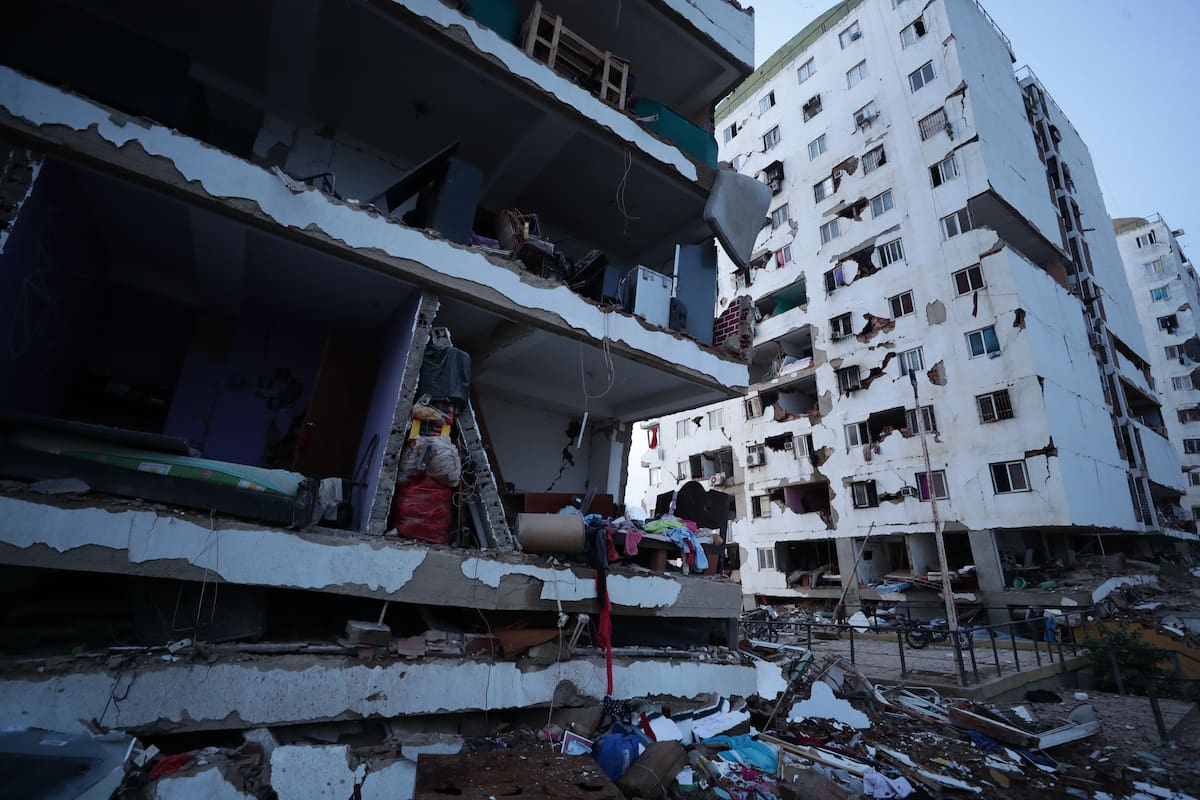 Los buques y aviones que EE. UU. envió a Venezuela tras los terremotos. // Foto: EFE/ Ronald Pena R.