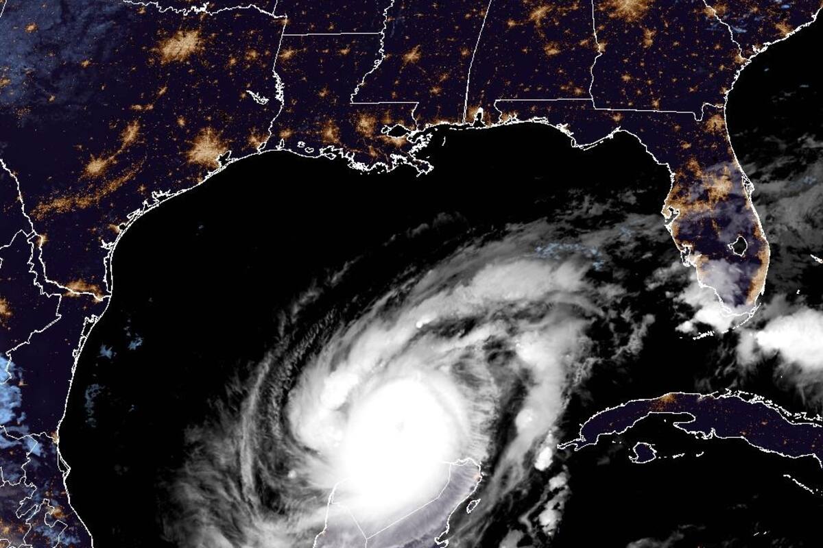 Huracán Milton baja a categoría 4, pero sigue siendo amenaza en Florida