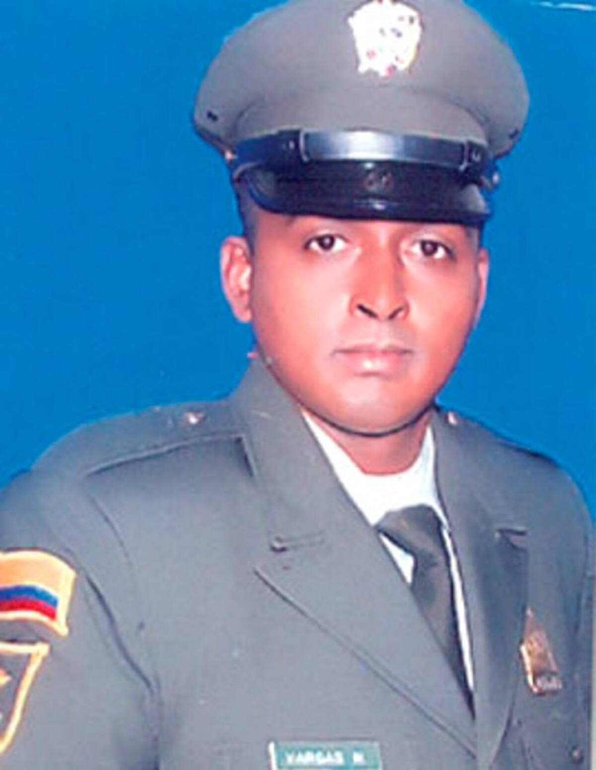 El intendente Arnoide Vargas Núñez es una de las víctimas mortales del accidente del avión Cessna 206 de la Policía Antinarcóticos, que se precipitó a tierra en la vereda Santa Rita de Ituango, Antioquia, el jueves.