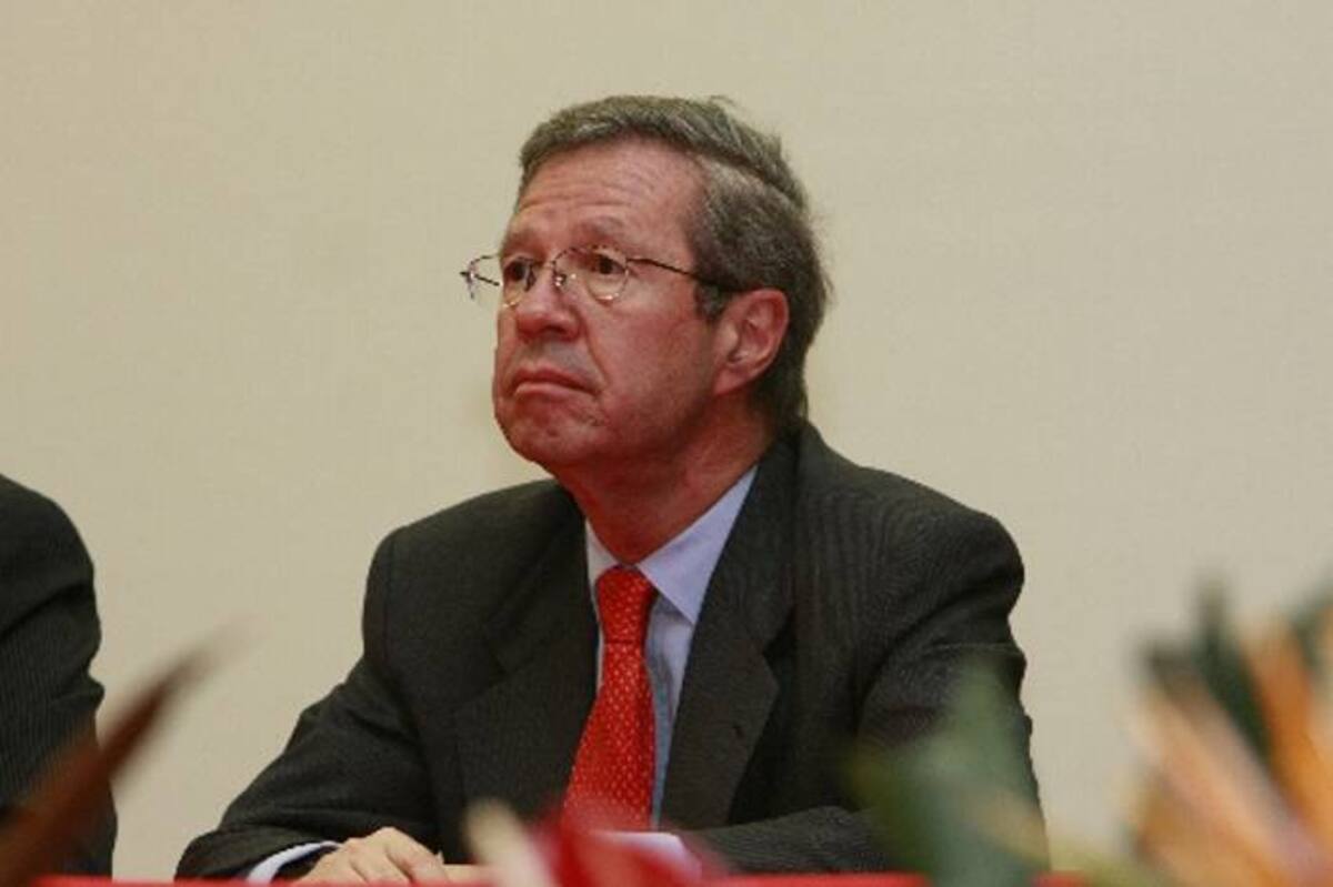 Juan Carlos Esguerra, ministro de Justicia, es uno de los máximos defensores del Marco Legal para la Paz. COLPRENSA