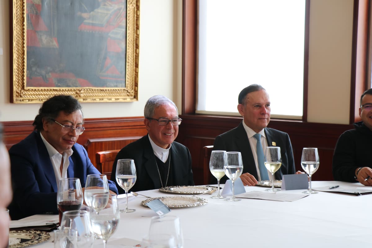 El momento de tensión entre Petro y Altas Cortes en cita con la Iglesia
