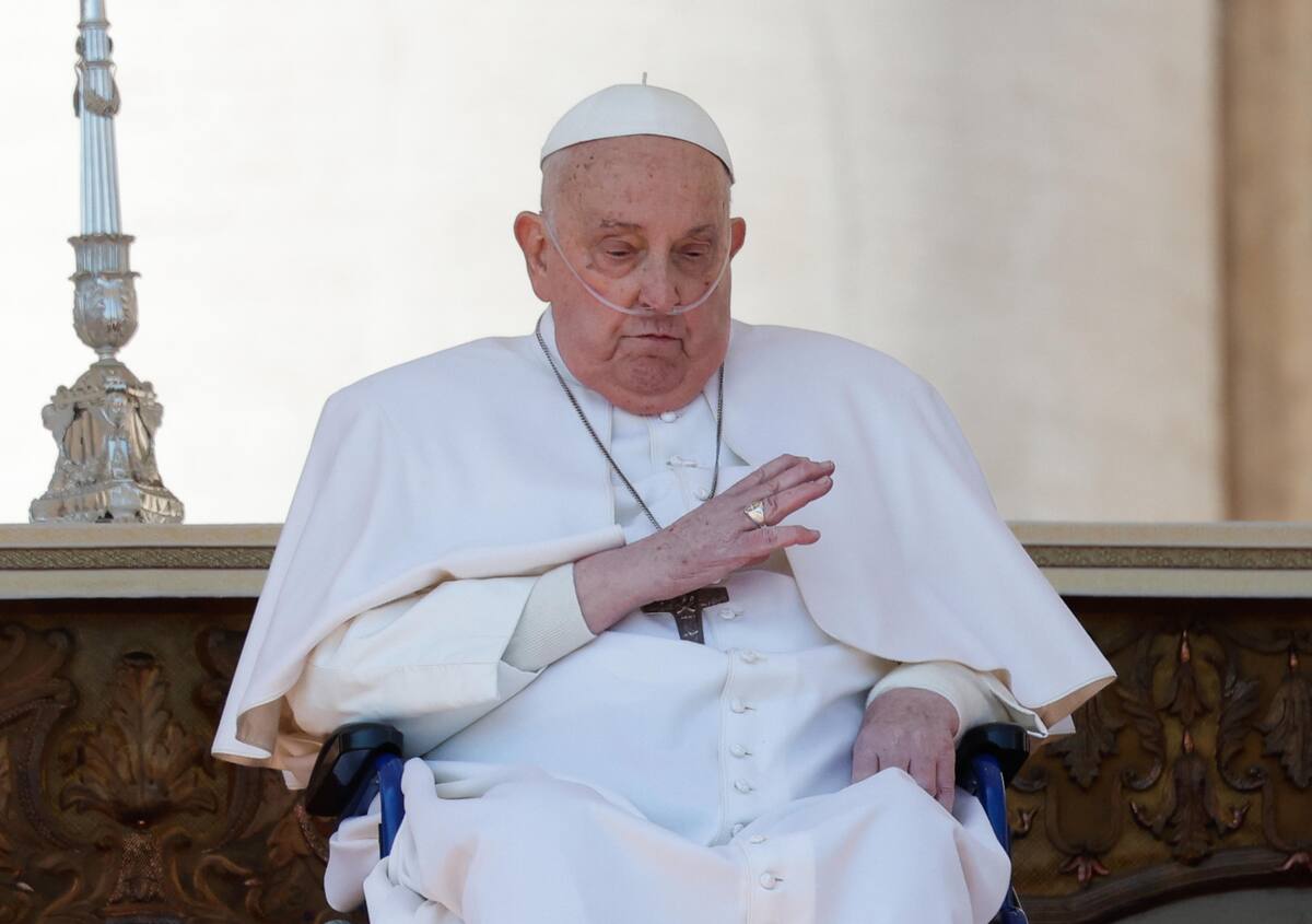 El papa Francisco en su reaparación durante la misa dedicada a los enfermos en la Plaza de San Pedro, este domingo 6 de abril de 2025.// EFE/EPA/GIUSEPPE LAMI