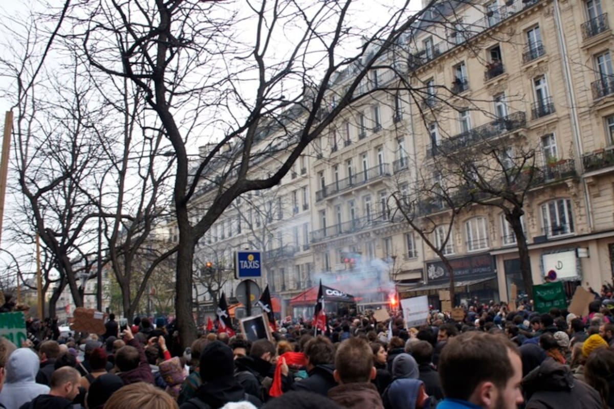 Francia: 166 detenidos durante protestas contra el aumento del costo de vida