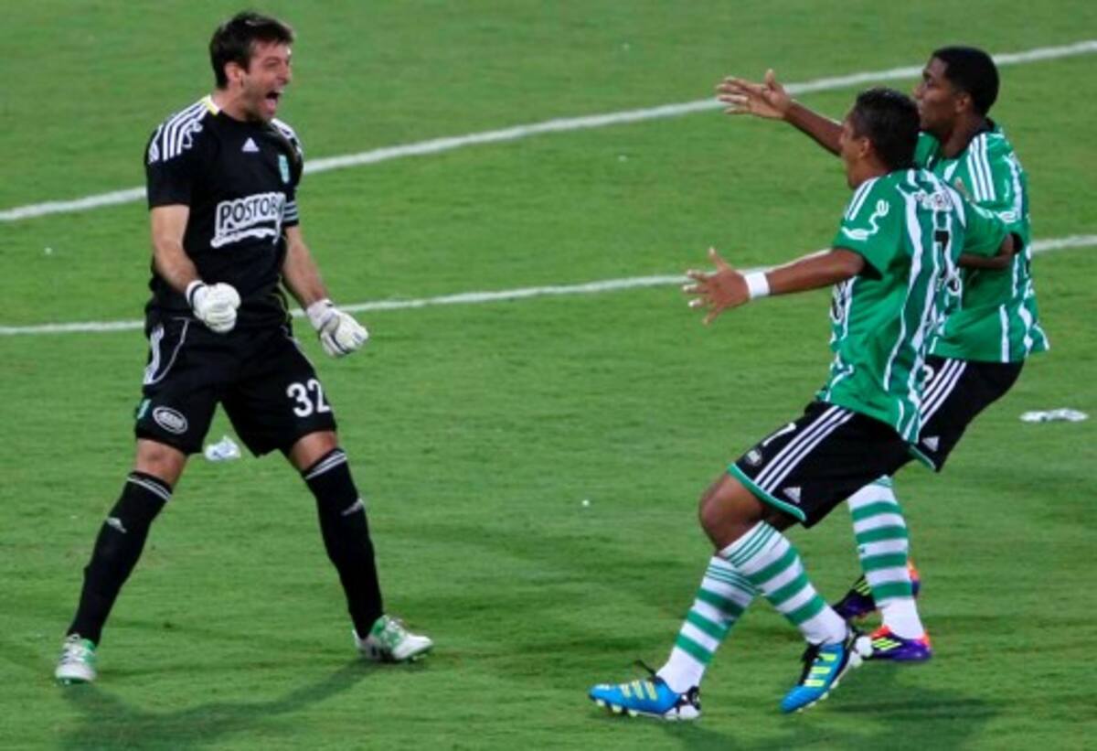 Gastón Pezzuti entró en la historia del Atlético Nacional.