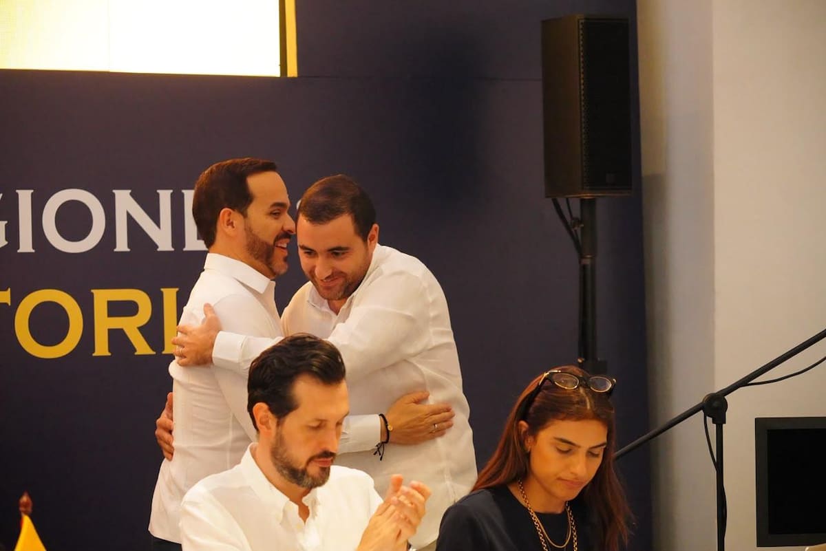 El presidente Abelardo de la Espriella y el gobernador de Bolívar, Yamil Arana. // Cortesía