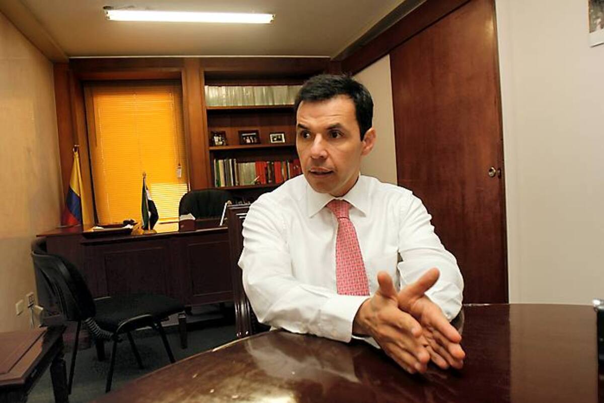 Guillermo Rivera, Representante a la Cámara, presentó una ponencia que busca tumbar el fueron militar en a reforma a la justicia-