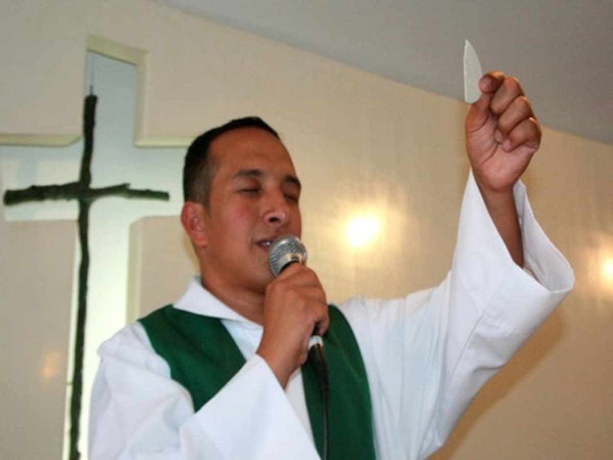 El capellán Gustavo García Bohórquez, trabajaba en la Universidad Minutos de Dios en Bogotá. COLPRENSA