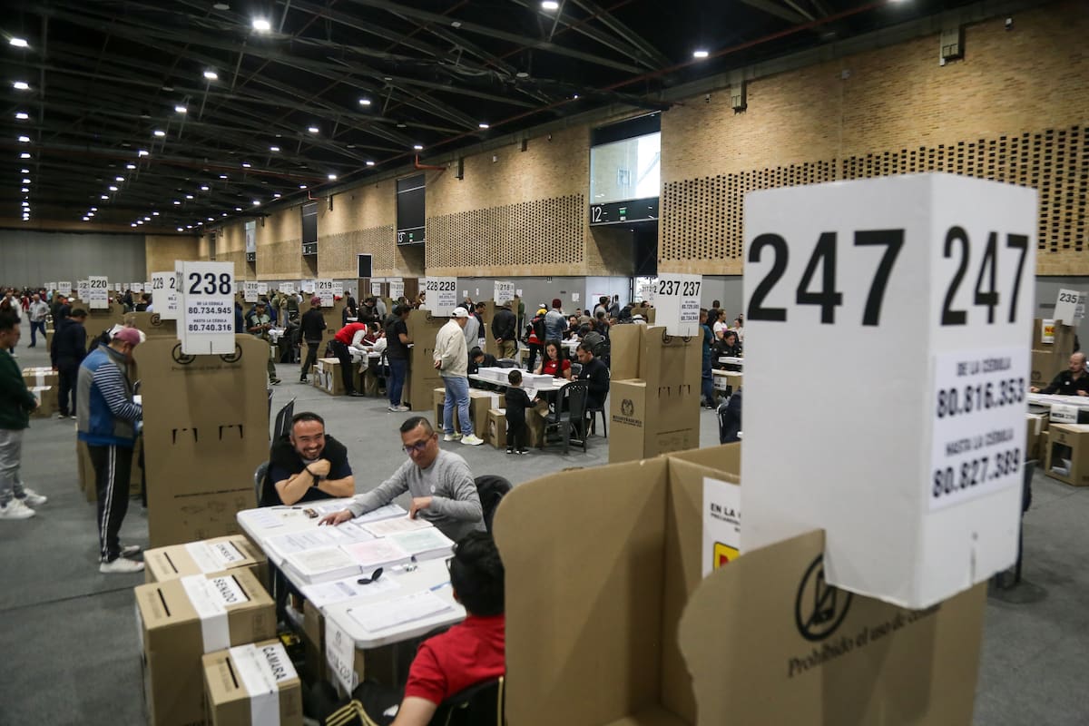 Claves prácticas para gestionar las emociones sin desconectarse de la realidad política. // Foto: Colprensa.