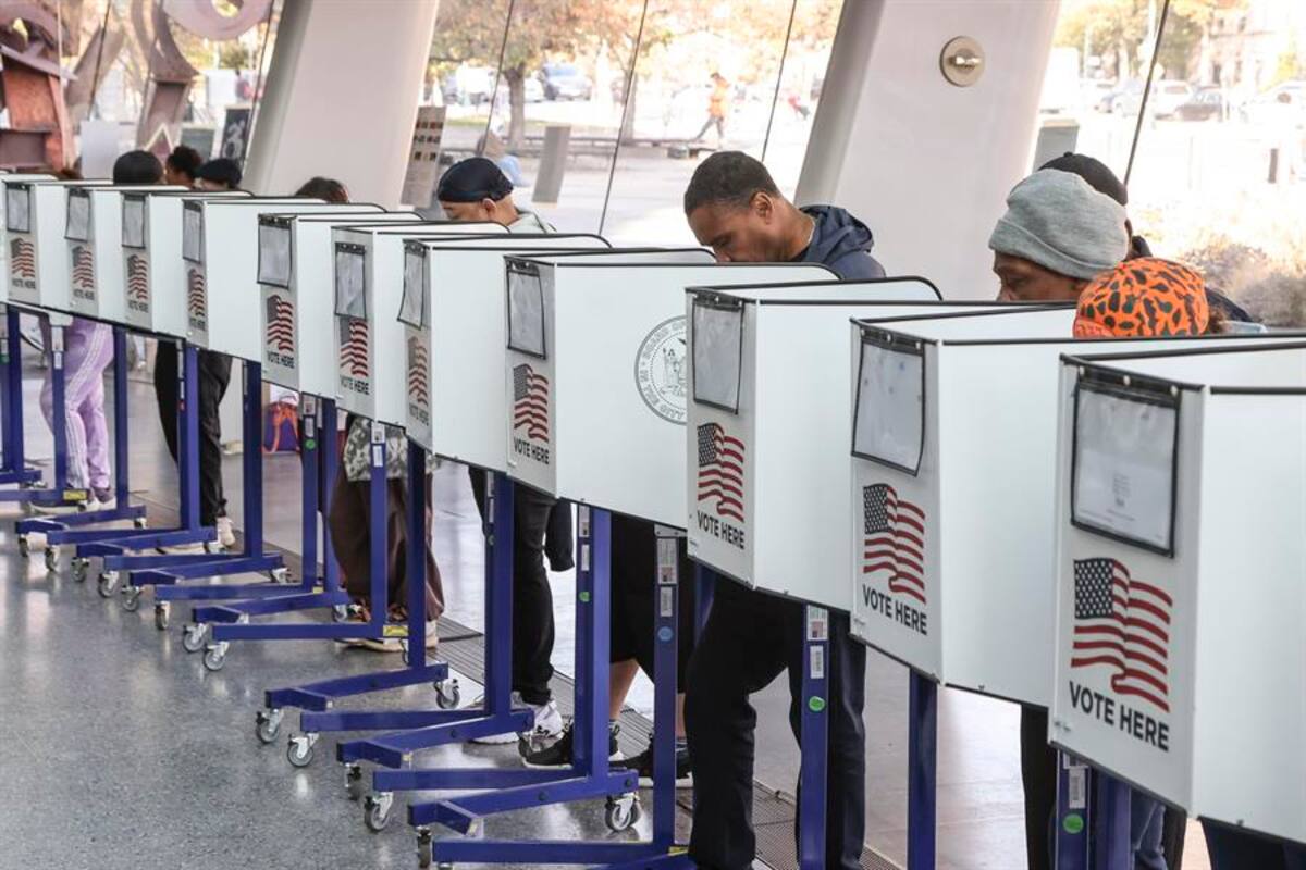 Personas votando en las elecciones de los Estados Unidos. //Tomada de redes sociales.