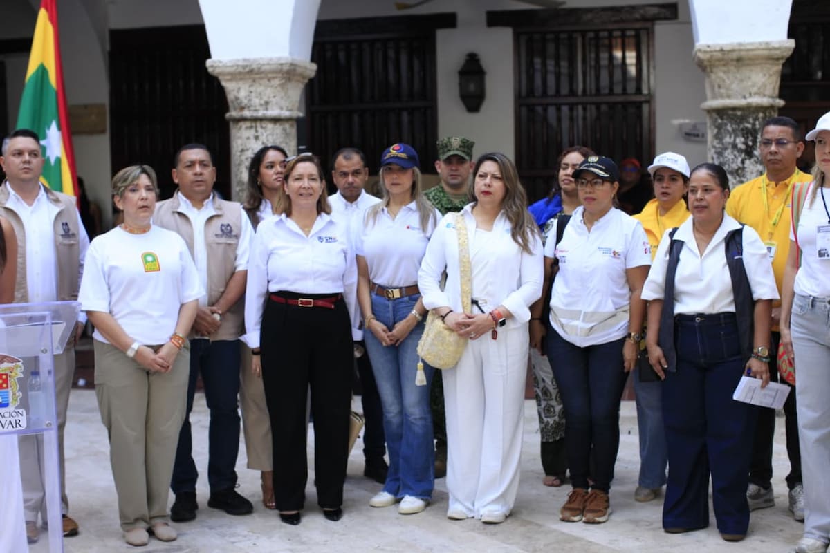 Acto de apertura de las Elecciones Presidenciales 2026 en puesto de votación de Bellas Artes en Cartagena. // Foto: Óscar Díaz - El Universal.