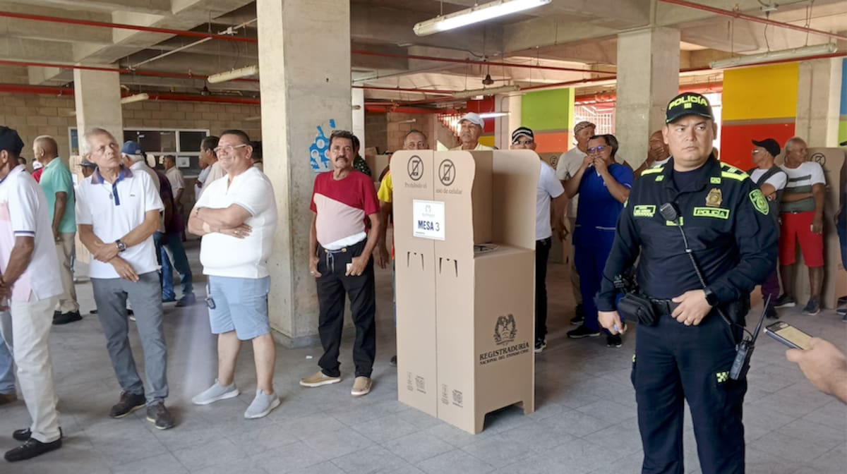 Los 18 municipios a cargo del Departamento de Policía Atlántico tienen un potencial electoral de 418.749 ciudadanos que podrá ejercer su derecho al voto bajo estrictas medidas de seguridad y vigilancia.//Cortesía Policía Atlántico.