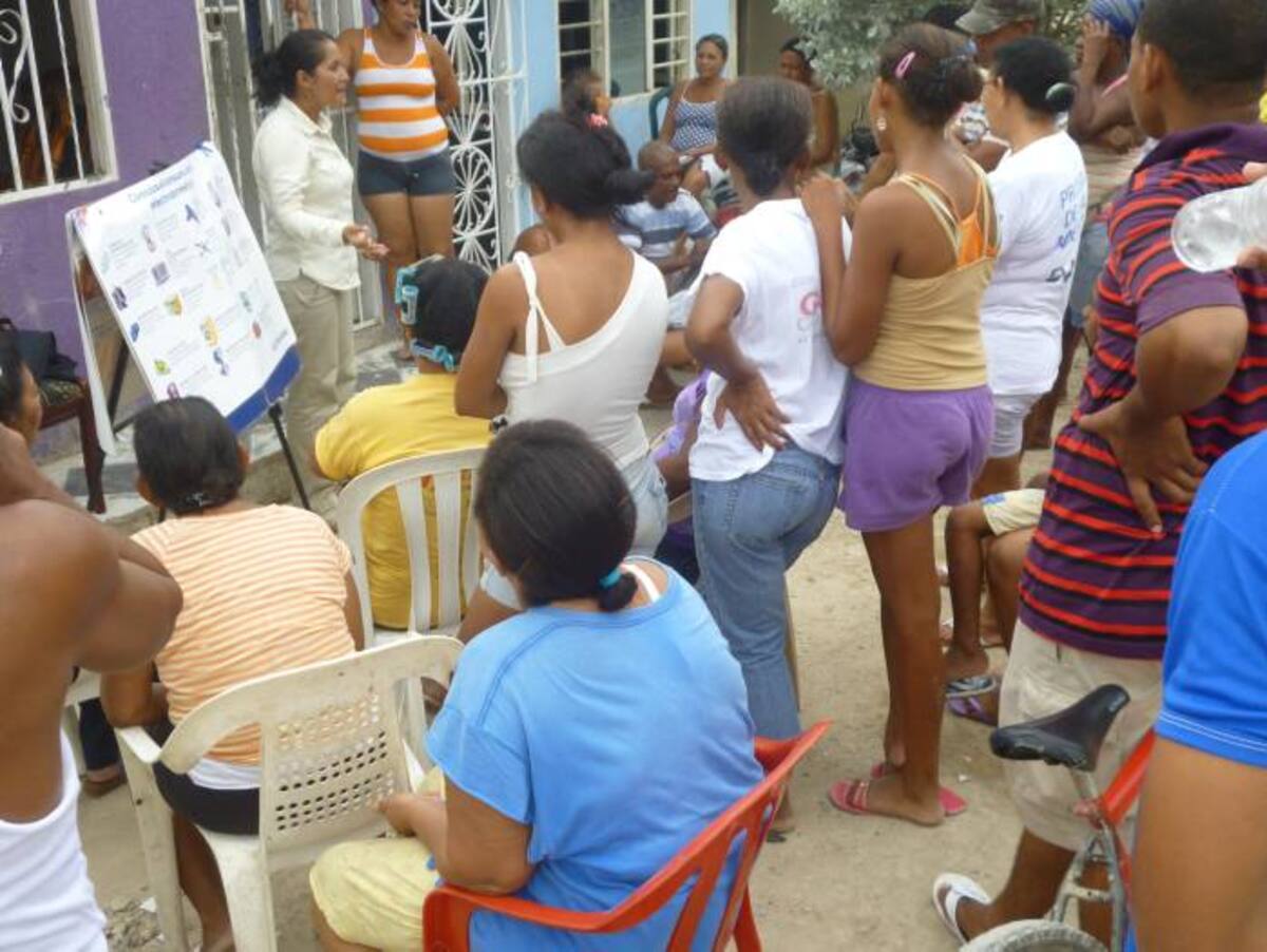 Electricaribe se reunió con la comunidad para advertir sobre el riesgo del uso de elevadores de energía en los hogares cuando funcione la nueva subestación. CORTESÍA