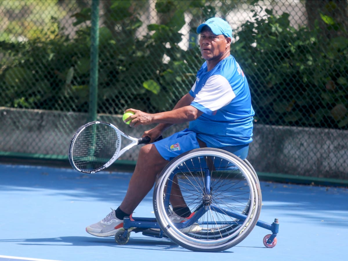 Eliécer Oquendo, tenista del municipio de Malambo, Atlántico, disputará la final de dobles masculina junto al peruano Ysabelino Apasa.//Cortesía Tensillar.