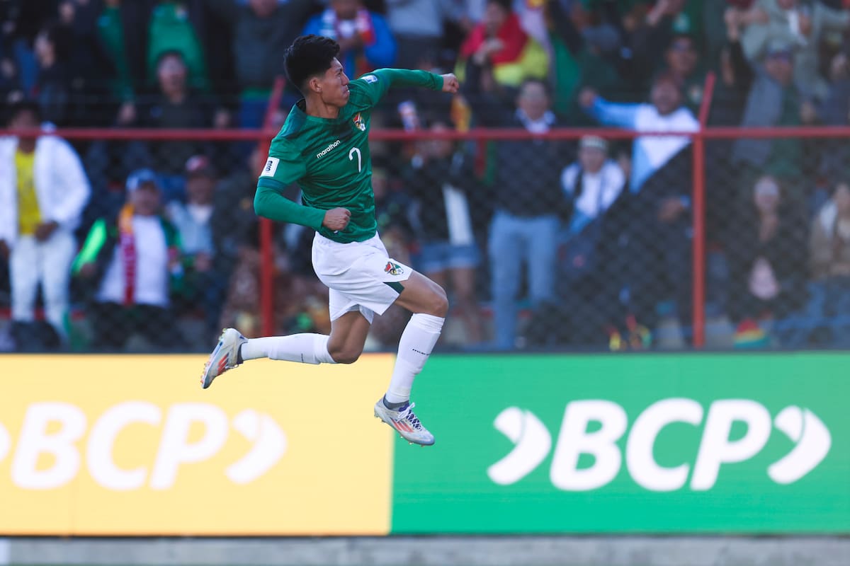 Miguel Terceros anotó un tanto que puso a celebrar a toda Bolivia. //EFE