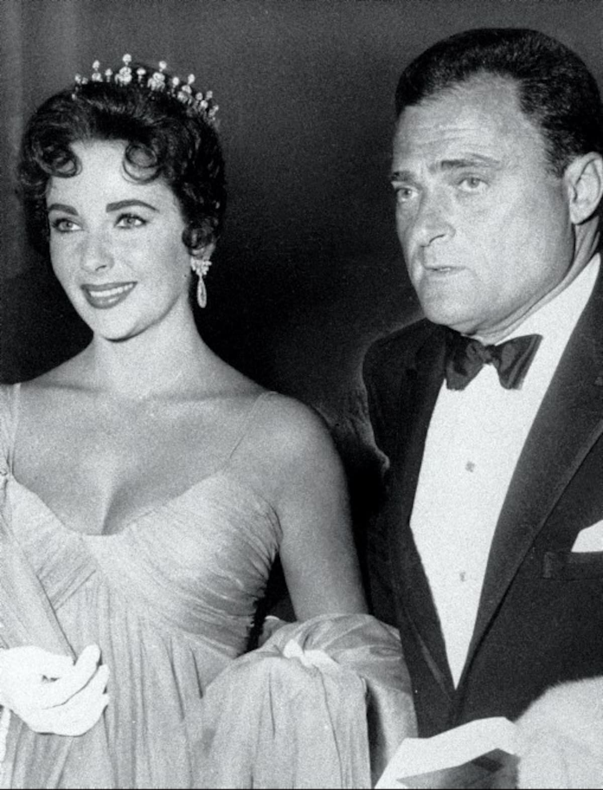 Elizabeth Taylor y Mike Todd. AP