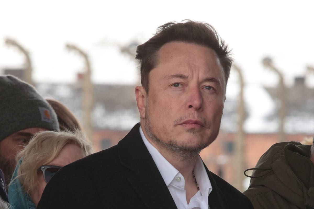 Elon Musk amenaza con prohibir los dispositivos Apple en sus empresas si incorporan OpenAI