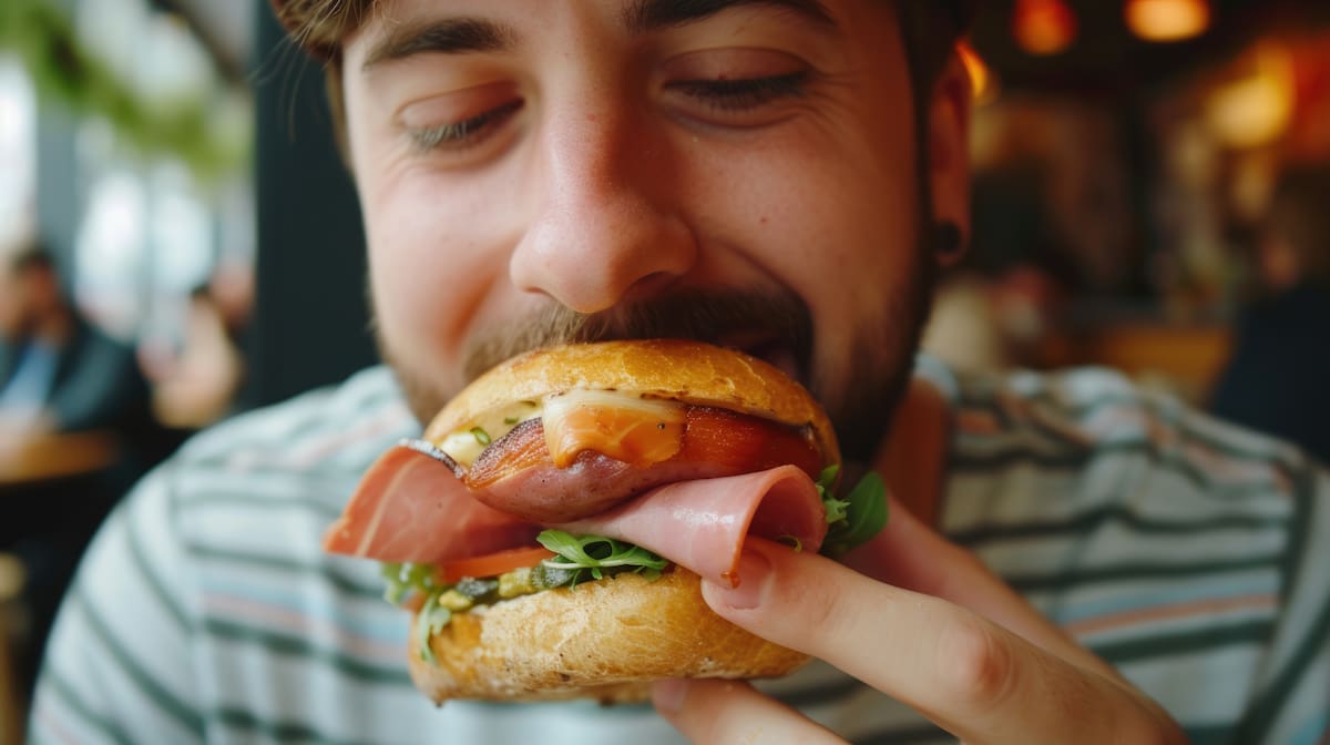 Las carnes frías o embutidos afectan especialmente a pacientes con obesidad, hipertensión y diabetes. //123RF.