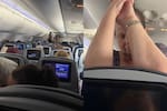 Vuelo de United Airlines aterriza de emergencia en Tennessee por emergencia médica
