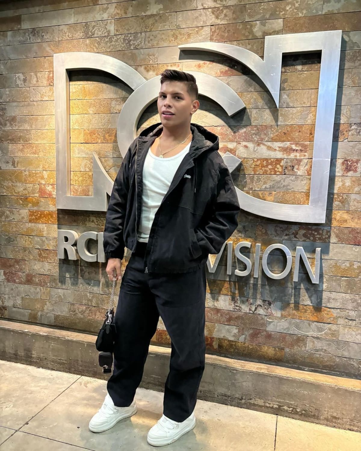 Emiro espera encontrar el amor en La casa de los famosos. //Foto: IG @emiro_navarro