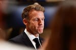 Emmanuel Macron acusa a Donald Trump de manipular los disturbios en Francia