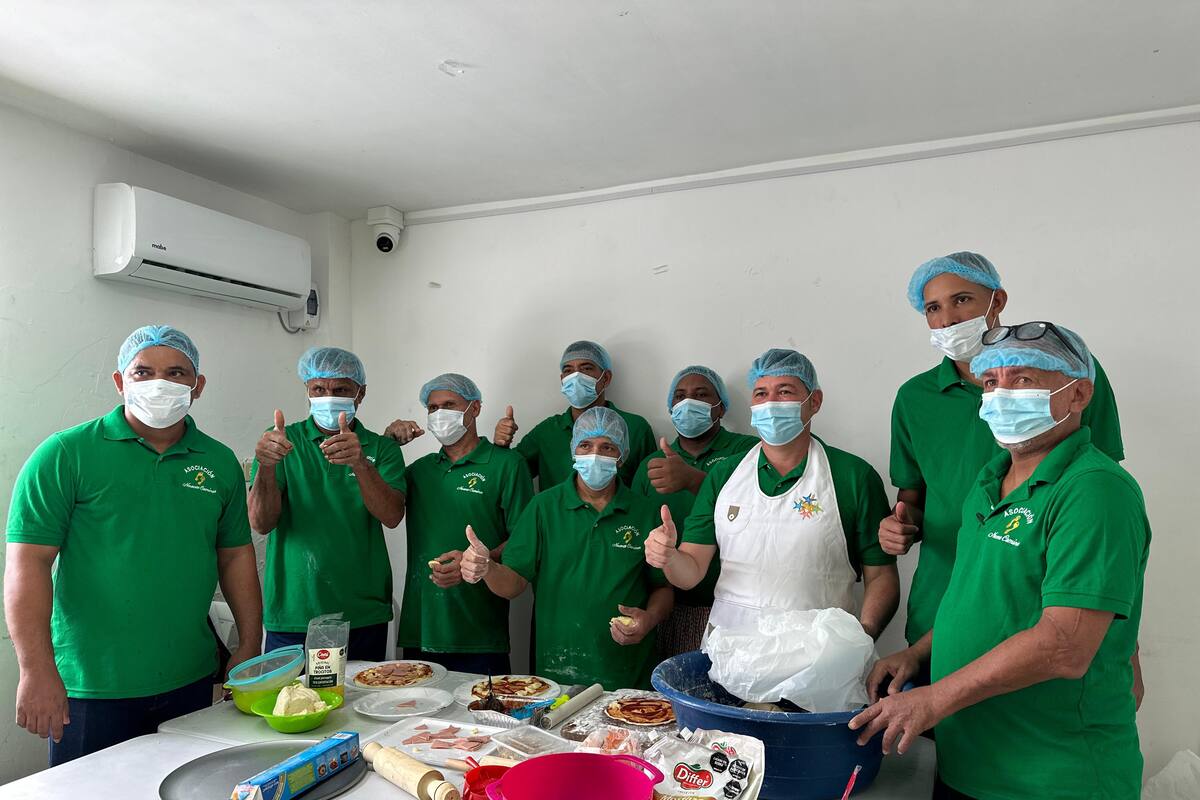 De habitantes de la calle a emprendedores: 11 beneficiados por el Distrito