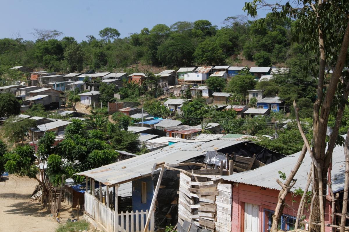 Cartagena: mientras aumenta la pobreza, otros se hacen más ricos
