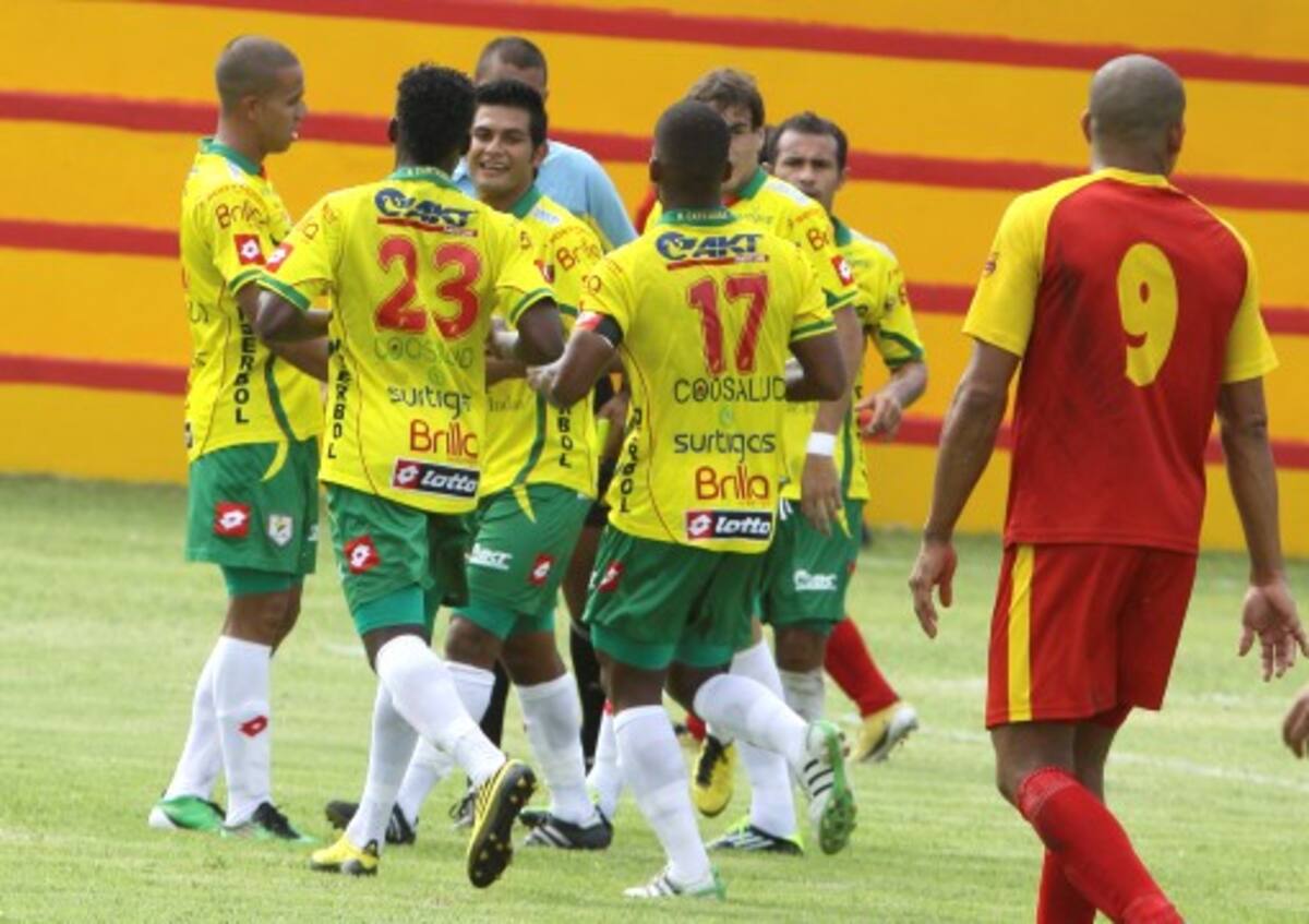 Real Cartagena sólo celebró en la primera parte. Cortesía Qhubo
