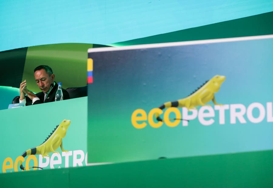Ecopetrol y la USO firman acuerdo laboral por seis años y evitan una huelga