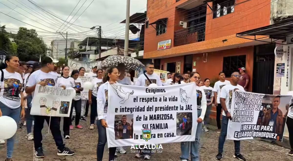Marcha por la paz en Santa Rosa del Sur. // Alcaldía Municipal