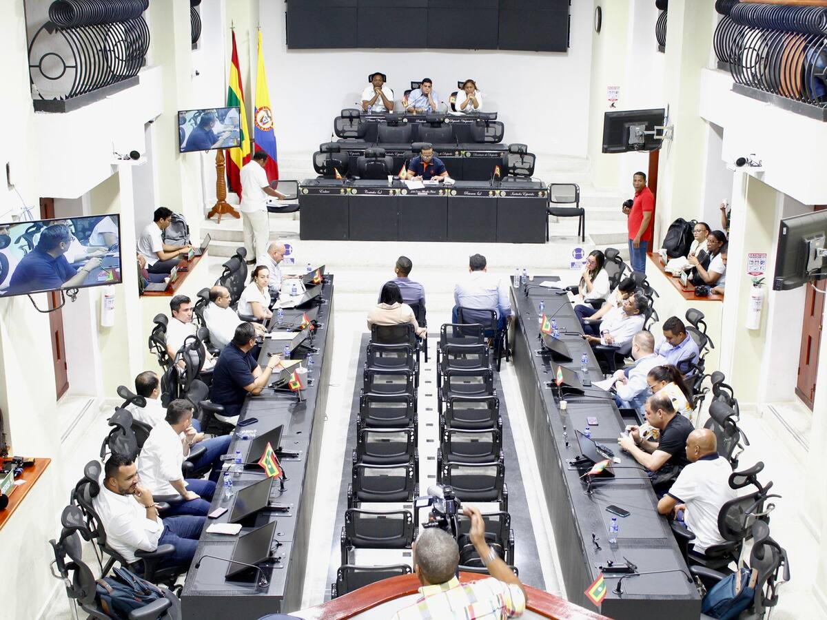 En un extenso debate que se prolongó hasta altas horas de la tarde de este martes el concejo de Cartagena aprobó el presupuesto 2025.// Foto: cortesía